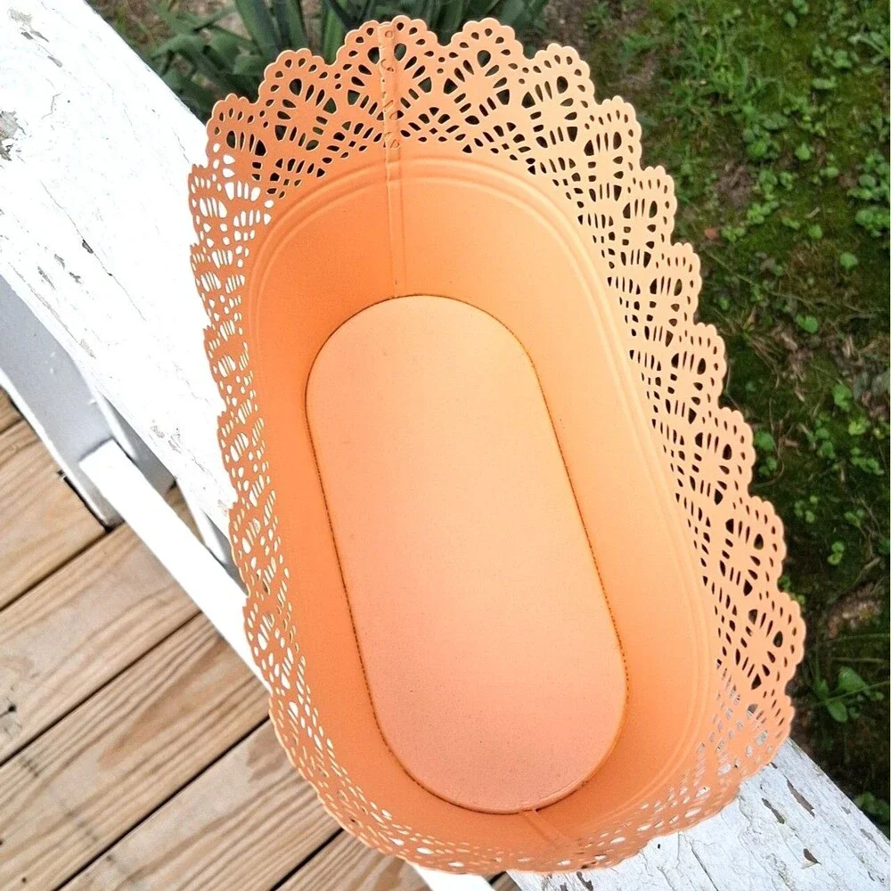 369 Peach Decorative Metal Oval Basket Scalloped Edge Planter Bathroom Kitchen